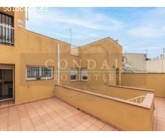 Dúplex en Venta en Can Anglada, Terrassa - Con Amplia Terraza y Mucha Luz