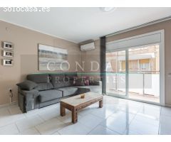 Luminoso y Acogedor Piso en Granollers con amplio Balcón