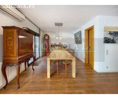 Espectacular casa con piscina en el centro de La Garriga - Gran oportunidad,