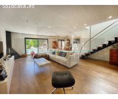 Espectacular casa con piscina climatizable en el centro de La Garriga - Alquiler