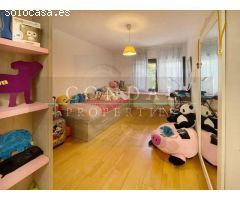 Espectacular casa con piscina climatizable en el centro de La Garriga - Alquiler