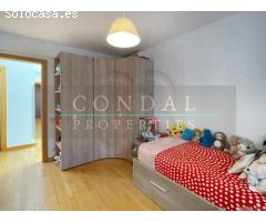 Espectacular casa con piscina climatizable en el centro de La Garriga - Alquiler