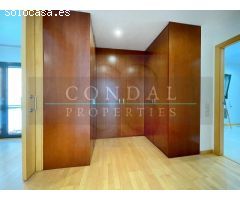 Espectacular casa con piscina climatizable en el centro de La Garriga - Alquiler