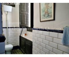 CASA MODERNISTA EN EL CENTRO DE CASSÀ DE LA SELVA CON PARCELA DE 1280M2