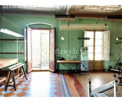 CASA MODERNISTA EN EL CENTRO DE CASSÀ DE LA SELVA CON PARCELA DE 1280M2