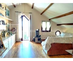 CASA MODERNISTA EN EL CENTRO DE CASSÀ DE LA SELVA CON PARCELA DE 1280M2