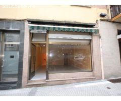 Se vende o alquila local de 85 m2 en la zona de Montevideo con salida de humos.