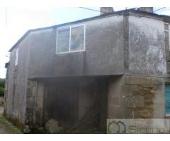 CASA COMPLETAMENTE PARA RESTAURAR