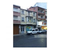Casa con jardín en pleno centro