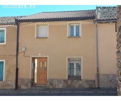 CASA PARA ENTRAR A VIVIR EN BERNARDOS - SEGOVIA