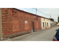 FINCA URBANA EN SANTIUSTE DE SAN JUAN BAUTISTA