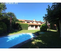 ESTUPENDA CASA EN MORALEJA DE COCA - CON PATIO - PISCINA -