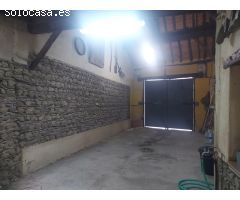 ESTUPENDA CASA EN MORALEJA DE COCA - CON PATIO - PISCINA -