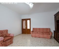 Amplia y luminosa casa en venta en San José de la Rinconada