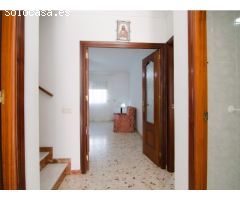 Amplia y luminosa casa en venta en San José de la Rinconada