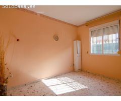 Amplia y luminosa casa en venta en San José de la Rinconada