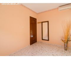 Amplia y luminosa casa en venta en San José de la Rinconada