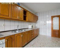 Amplia y luminosa casa en venta en San José de la Rinconada