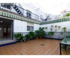 Amplia y luminosa casa en venta en San José de la Rinconada