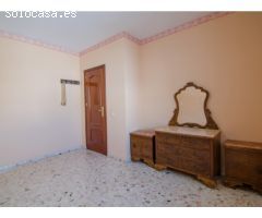 Amplia y luminosa casa en venta en San José de la Rinconada