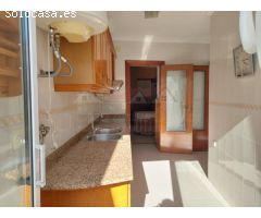 CASA CON TERRAZA Y PATIO