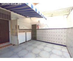 ESTUPENDO ADOSADO EN SAX CON 4 HAB. PATIO Y TERRAZA