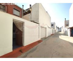 ESTUPENDO ADOSADO EN SAX CON 4 HAB. PATIO Y TERRAZA