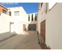 ESTUPENDO ADOSADO EN SAX CON 4 HAB. PATIO Y TERRAZA
