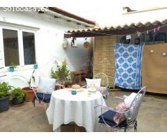 CASA PARA ENTRAR A VIVIR EN SAX CON UN GRAN PATIO