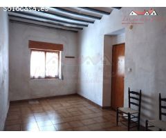 FANTASTICA CASA EN SAX DE TRES PLANTAS