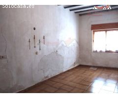 FANTASTICA CASA EN SAX DE TRES PLANTAS