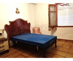 FANTASTICA CASA EN SAX DE TRES PLANTAS