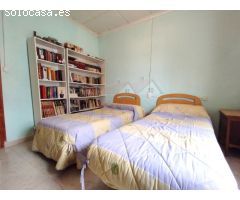 ENCANTADOR CAMPO EN MONOVAR CON 4 HABITACIONES