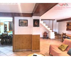ESPECTACULAR CHALET CON PISCINA Y PISTA DE TENIS
