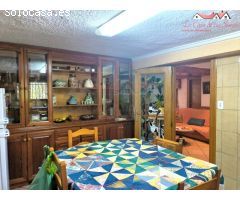 ESPECTACULAR CHALET CON PISCINA Y PISTA DE TENIS
