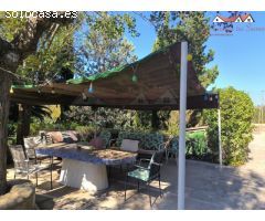 ESPECTACULAR CHALET CON PISCINA Y PISTA DE TENIS