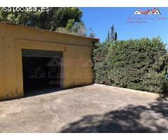 ESPECTACULAR CHALET CON PISCINA Y PISTA DE TENIS