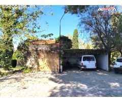 ESPECTACULAR CHALET CON PISCINA Y PISTA DE TENIS