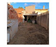 CAMPO ADOSADO CON 3000m2 DE PARCELA