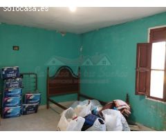 CAMPO ADOSADO CON 3000m2 DE PARCELA