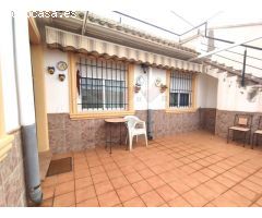 MAGNIFICA CASA EN UBEDA (PINOSO) CON 3000m2 DE PARCELA