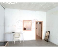 CASA PARA REFORMAR EN CASTALLA