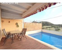FANTASTICO ADOSADO EN LA LOMA BADA CON PISCINA