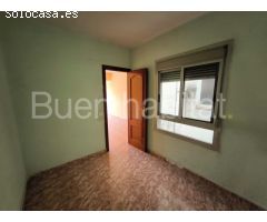 ¡Oportunidad en Paterna! Piso exterior de 3 habitaciones sin comisión de agencia