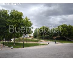 ¡Oportunidad en Paterna! Piso exterior de 3 habitaciones sin comisión de agencia