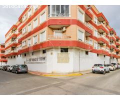 Local comercial con grandes posibilidades en Los Montesinos, Alicante