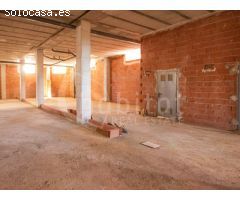 Local comercial con grandes posibilidades en Los Montesinos, Alicante