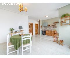 Apartamento en segunda planta con solárium compartido a la venta en Los