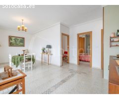 Apartamento en segunda planta con solárium compartido a la venta en Los