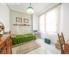 Apartamento en segunda planta con solárium compartido a la venta en Los